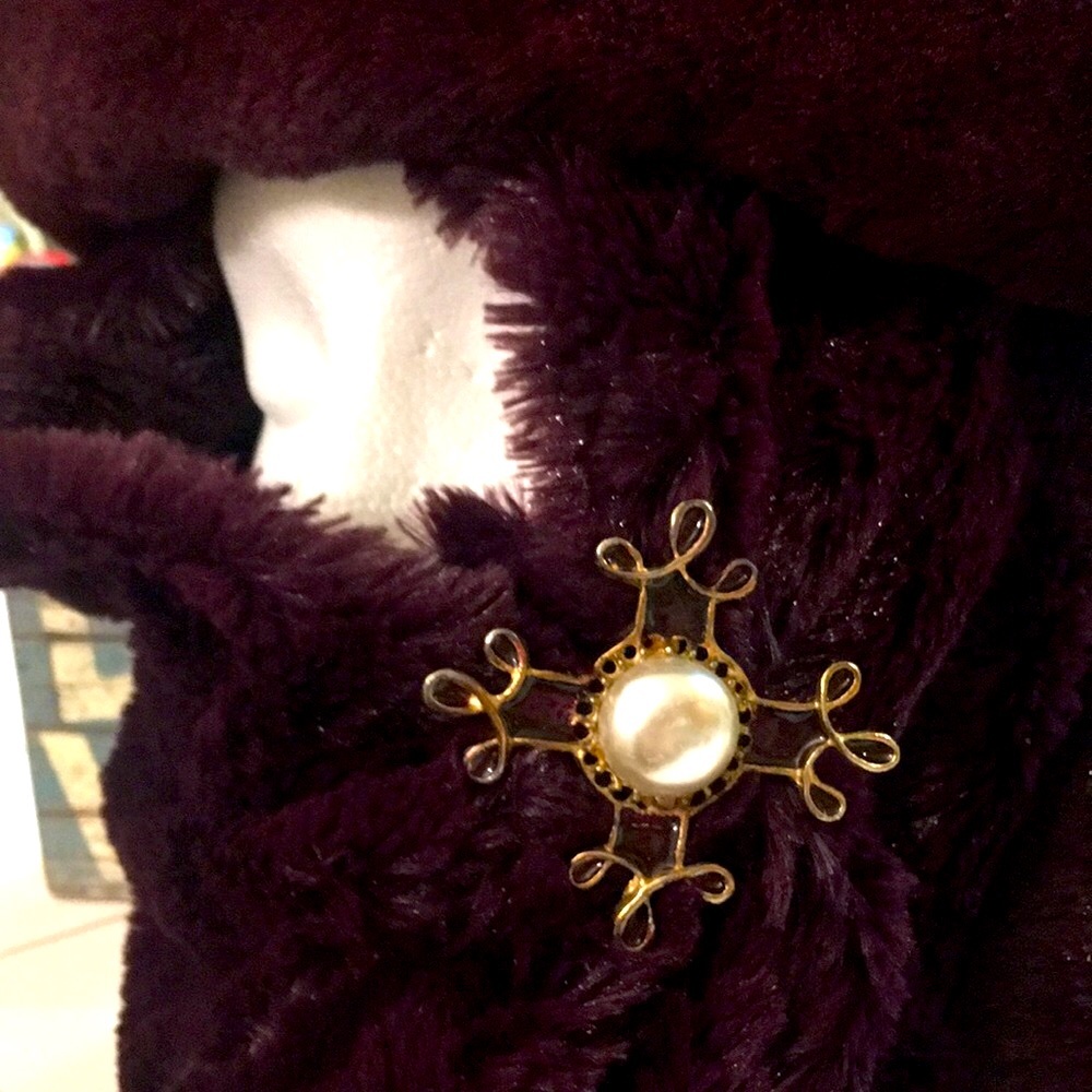 SET- Purple/Plum Faux Fur Hat & Infinity Scarf - Picture 15 of 15